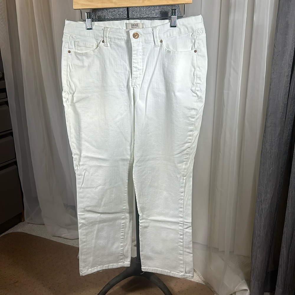 American Vintage Blues White Capris Jeans